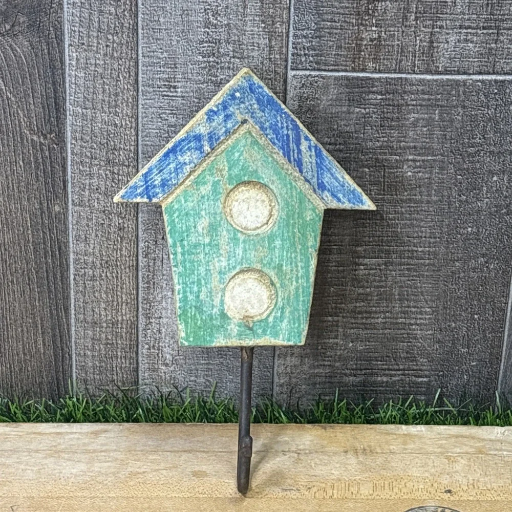 Vintage Rustic Birdhouse Wall Hook Wooden Cottage Farmhouse Decorative Hanger
